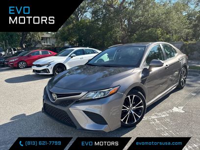 Used 2020 Toyota Camry SE w/ Carpet Mat Package