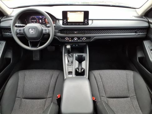 Used 2023 Honda Accord LX image 10