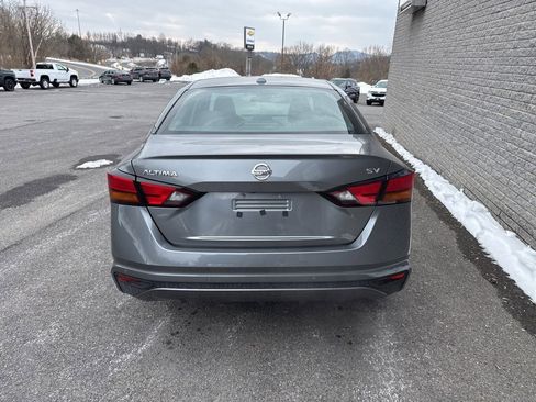 Used 2022 Nissan Altima 2.5 SV image 5