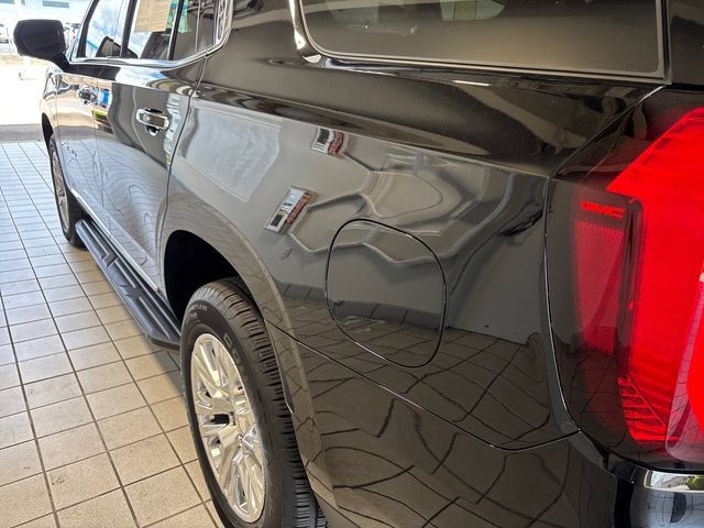 Used 2026 GMC Yukon Denali AWD/4WD image 17