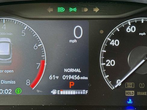 Used 2024 Honda HR-V EX-L image 12