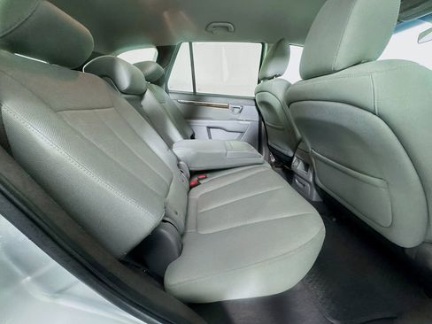 Used 2011 Hyundai Santa Fe GLS image 31