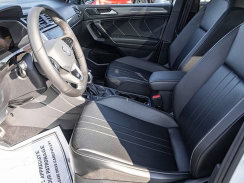 Used 2022 Volkswagen Tiguan SE R-Line AWD/4WD image 13