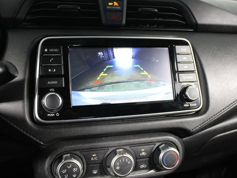 Used 2024 Nissan Versa S w/ Trunk Package FWD image 21