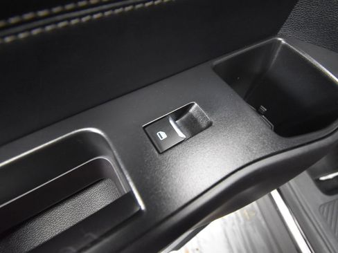 Used 2020 Ford Explorer Limited image 10