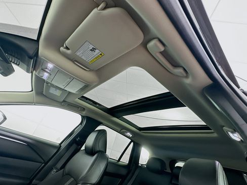 Used 2025 MAZDA CX-50 AWD 2.5 S w/ Premium Package image 26