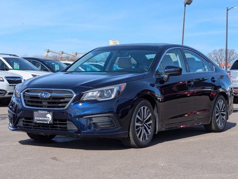 Used 2018 Subaru Legacy 2.5i Premium w/ Moonroof Package image 7