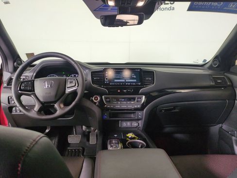 Certified 2025 Honda Ridgeline Black Edition image 16