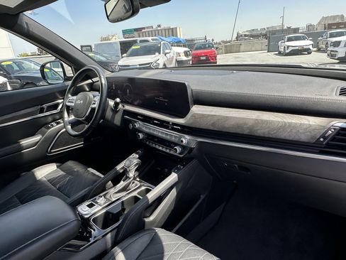Certified 2024 Kia Telluride SX X-Line AWD/4WD image 17