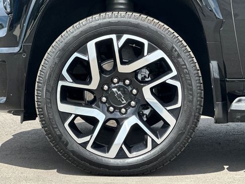 New 2024 Chevrolet Silverado EV RST AWD/4WD image 24