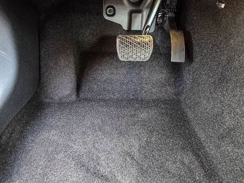 New 2025 Mercedes-Benz CLA 250 4MATIC image 37