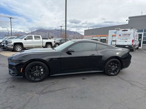 Used 2024 Ford Mustang GT Premium image 11