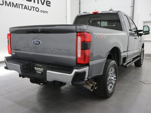 Used 2023 Ford F350 Lariat AWD/4WD image 4