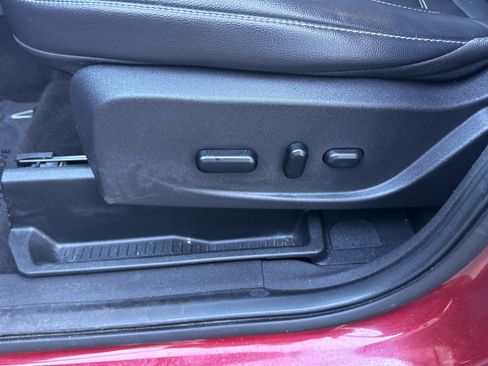 Used 2019 Ford Escape Titanium w/ U9j03 - Titanium Tow Package image 6