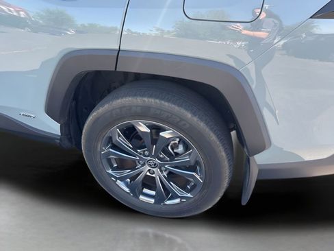 Used 2023 Toyota RAV4 XLE Premium AWD/4WD image 16