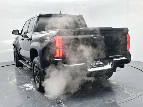 Used 2024 Toyota Tacoma TRD Off-Road image 6