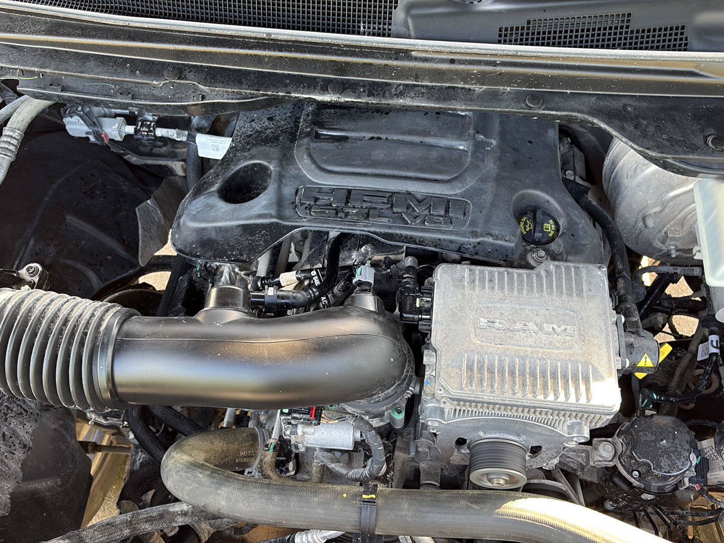 Used 2021 RAM 1500 Laramie AWD/4WD image 17