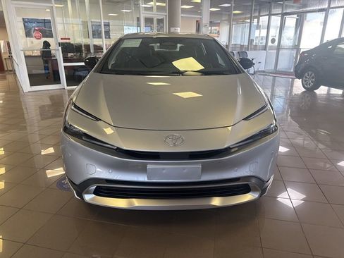 New 2025 Toyota Prius Plug-In Hybrid image 2