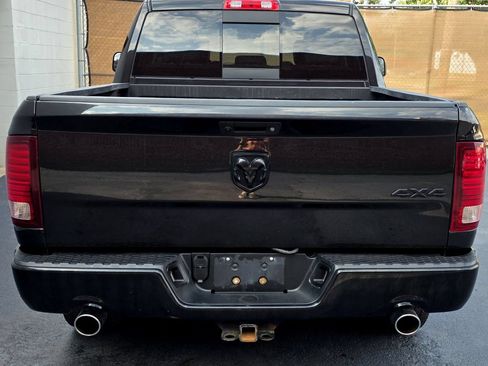 Used 2015 RAM 1500 Sport w/ Black Ram 1500 Sport Group AWD/4WD image 6