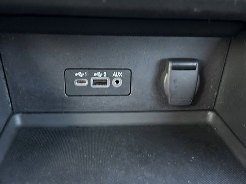 Certified 2023 Nissan Sentra SR w/ SR Premium Package image 34