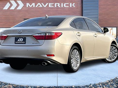 Used 2013 Lexus ES 350 w/ Premium Pkg image 5