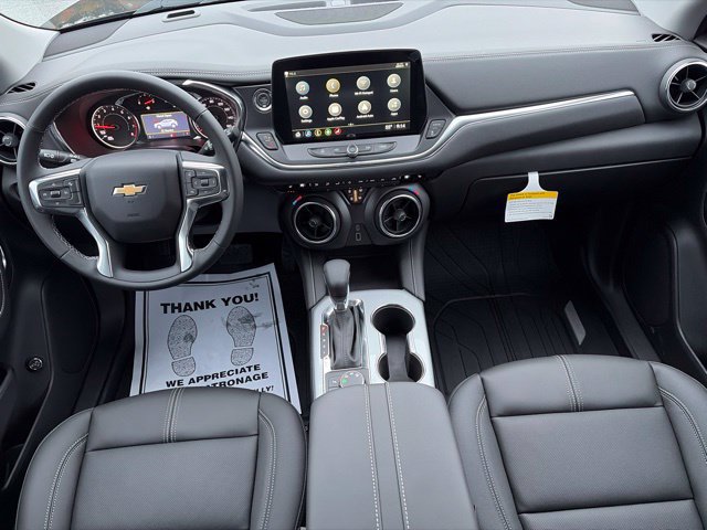 New 2026 Chevrolet Blazer LT w/ Midnight/Sport Edition AWD/4WD image 35
