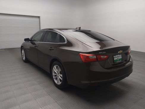 Used 2016 Chevrolet Malibu LT image 5