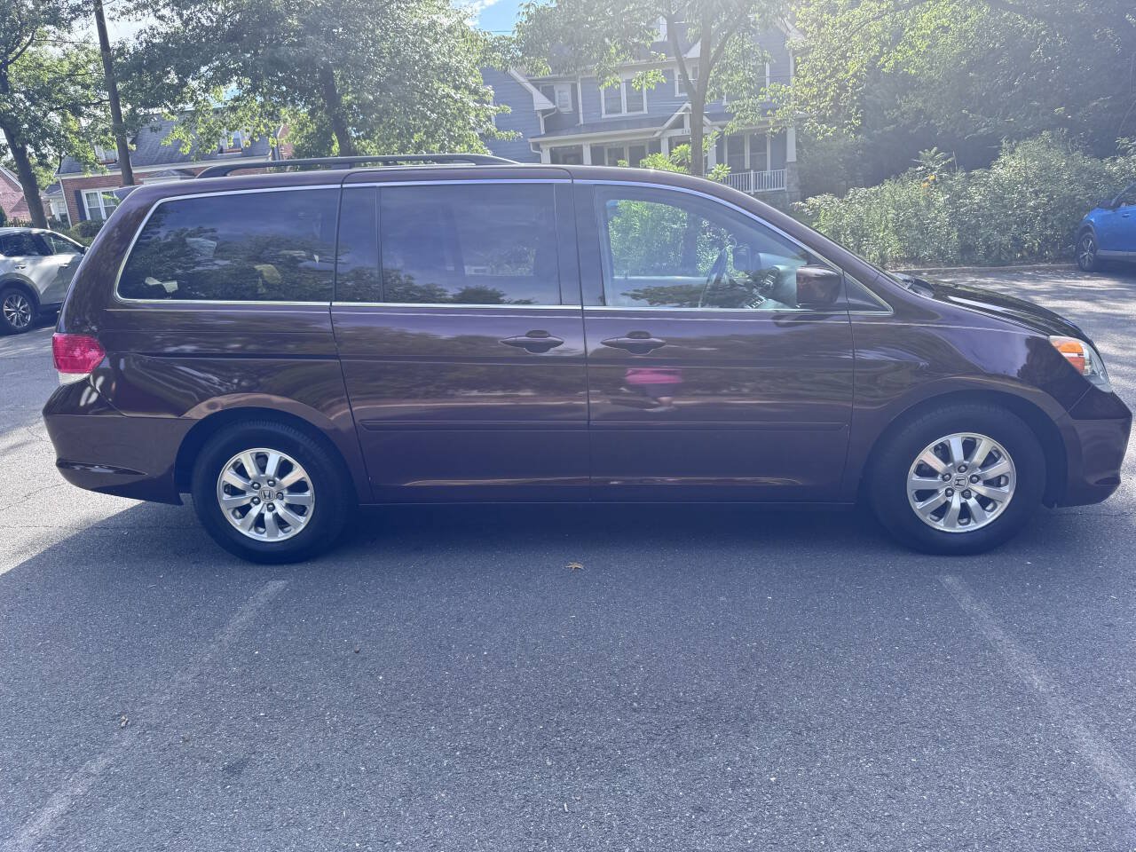 Used 2009 Honda Odyssey EX image 2