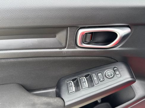 Used 2023 Honda Civic Sport image 10