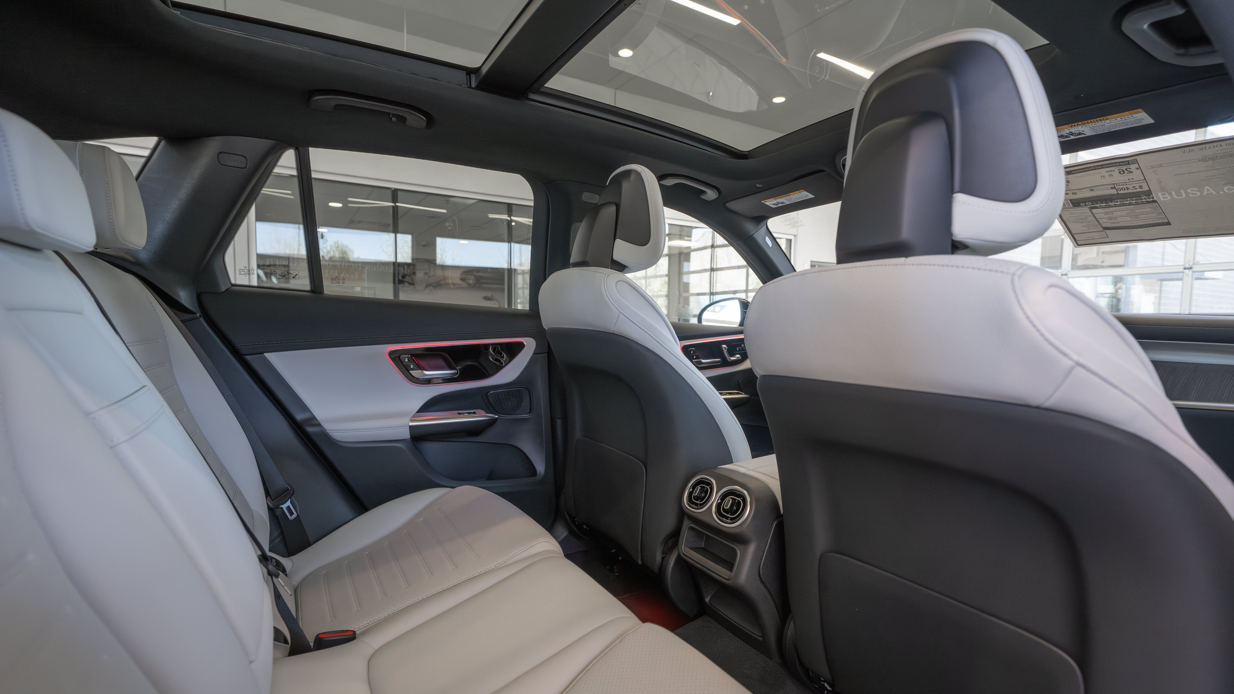 Certified 2026 Mercedes-Benz GLC 300 4MATIC image 28