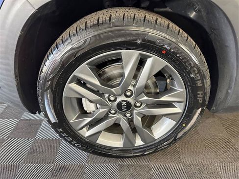 Used 2021 Kia Seltos S AWD/4WD image 29