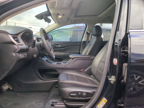 Used 2023 GMC Acadia Denali w/ Black Diamond Edition image 12