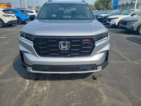 New 2025 Honda Pilot TrailSport image 1