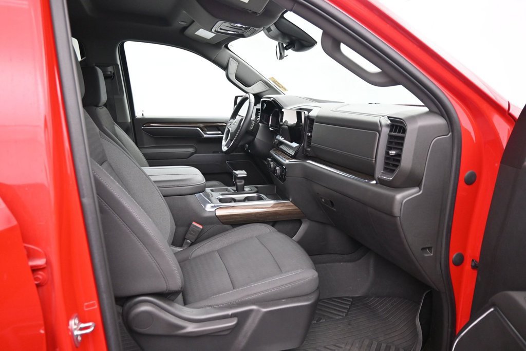 Used 2023 Chevrolet Silverado 1500 RST AWD/4WD image 12