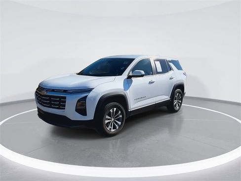 Used 2025 Chevrolet Equinox LT image 5