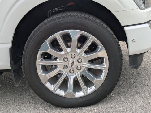 Used 2022 Ford F150 Limited image 11