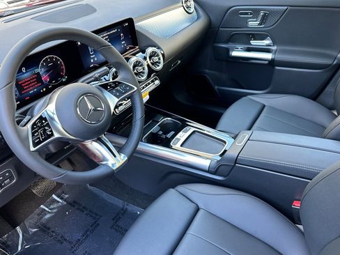 New 2026 Mercedes-Benz GLA 250 image 9