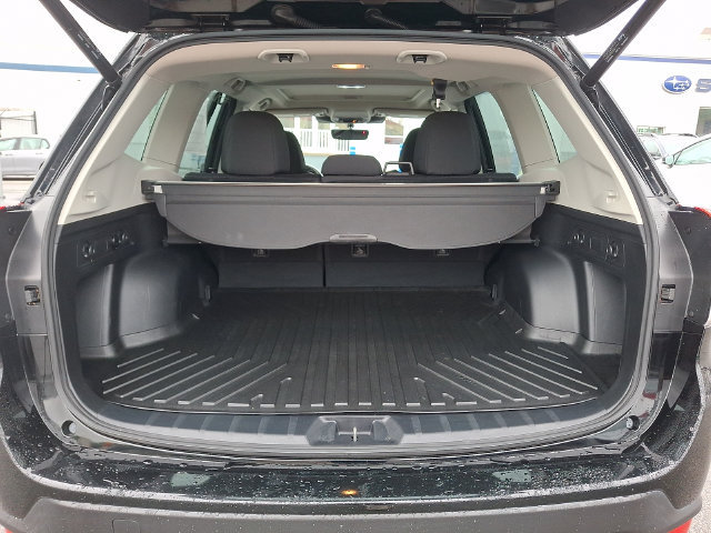 Used 2024 Subaru Forester Premium AWD/4WD image 32