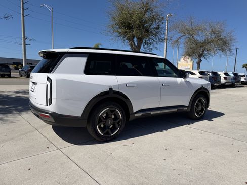 New 2027 Kia Telluride EX image 3