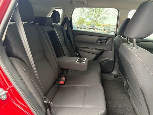 Used 2025 Nissan Rogue S FWD image 48