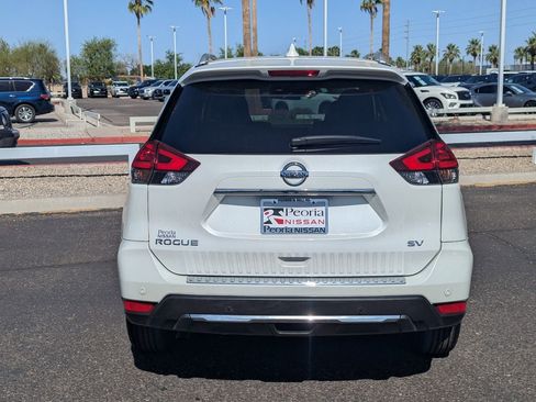 Used 2019 Nissan Rogue SV FWD image 5