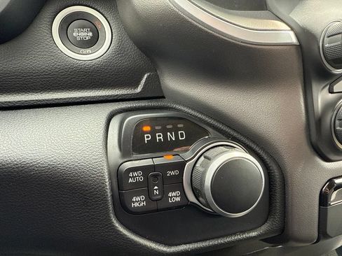 Used 2020 RAM 1500 Big Horn AWD/4WD image 35