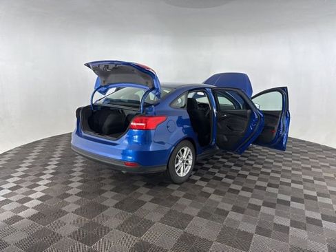 Used 2018 Ford Focus SE image 18