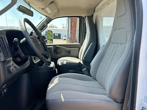 New 2026 Chevrolet Express 3500 w/ Power Convenience Package RWD image 17