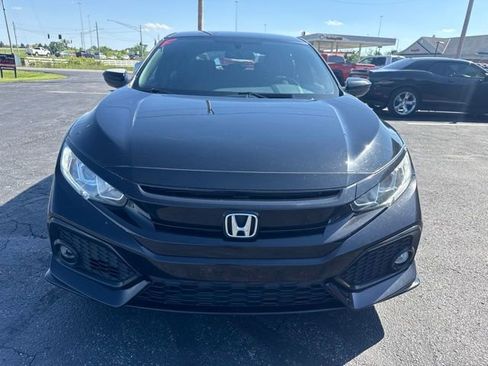 Used 2018 Honda Civic Sport image 8