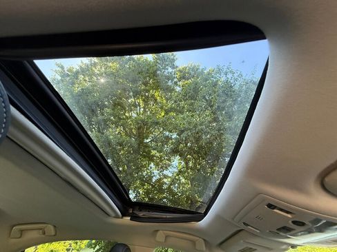 Used 2014 Lexus IS 250 image 11