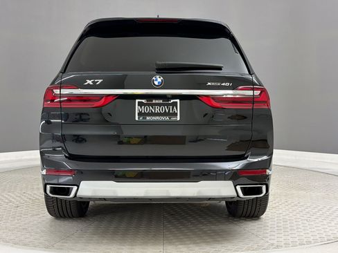 Used 2022 BMW X7 xDrive40i w/ Premium Package AWD/4WD image 10