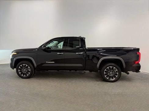 Used 2023 Toyota Tundra Limited image 2