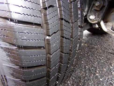 Used 2008 Ford Explorer Sport Trac Limited image 32