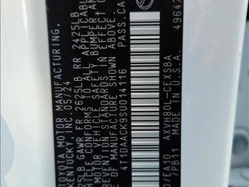 Used 2025 Toyota Camry SE w/ Convenience Package FWD image 21